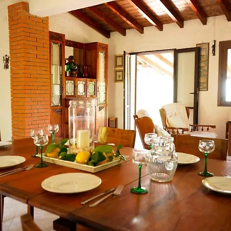 Sole Di Chia - Premium Villa